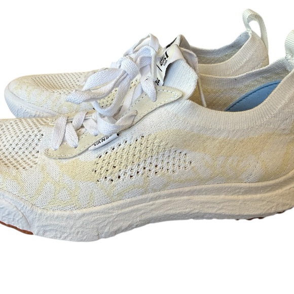 Vans Shoes - Vans Women's White Knit Sneakers